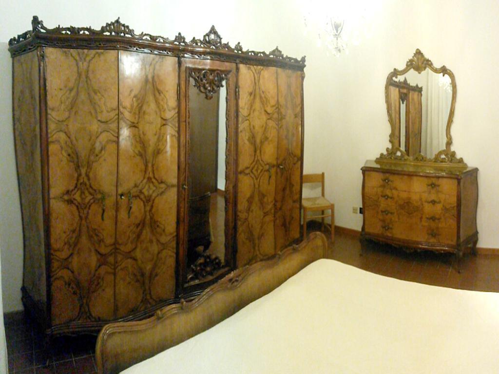 B&B Vintage Pianoro Rum bild